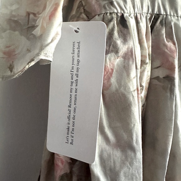 Floral, Romantic Midi Selkie Dress - Picture 9 of 9